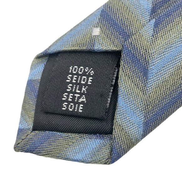 Saxony Collection | Geometric Print 100% Silk Tie - Picture 4 of 4